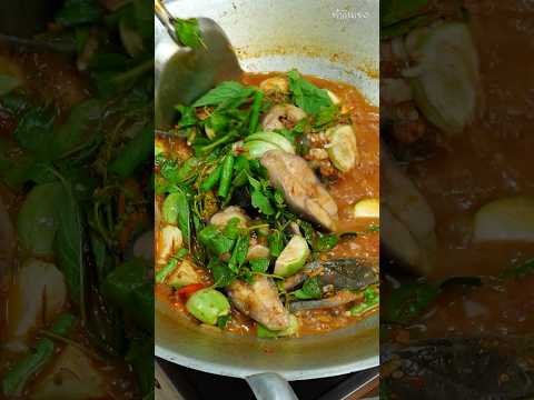 แกงป่าปลาดุ เผ็ดร้อนจัดจ้าน สไตล์ไทยๆ 🐟🌶️ | Spicy Catfish Jungle Curry #cooking #อาหารไทย #food