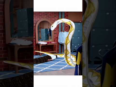 nagin 🐍🐍 #trendingshorts #youtubeshorts #naagin #viralvideo