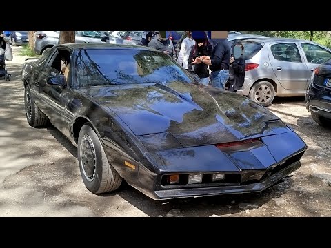 Pontiac Firebird Trans-Am KITT Replica