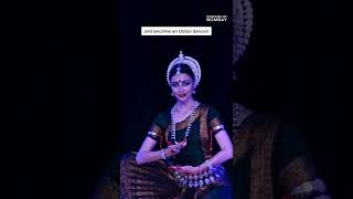 I left Russia to learn Odissi in India! #shorts #ashortaday #india #dance #odisha #culture #dancer