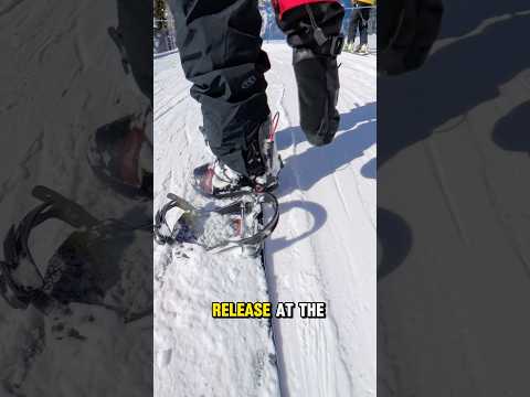 The bindings release at the top is a game changer @clewsnowboarding #snowbording #sponsored