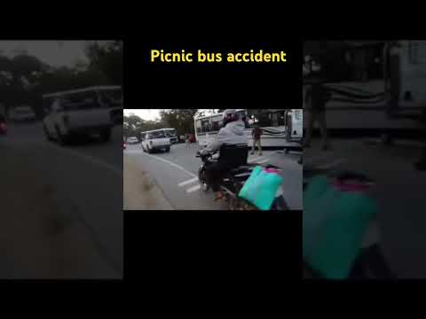 Lakhimpur picnic Bus accident 😭 #accident #picnic#trendingshorts #shortsvideo #viralaccident #shorts