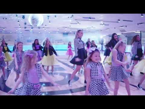 Cruisin' for a Bruisin' (from Teen Beach Movie) - Stand Out Studios