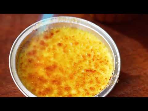 How to Cook Crème Brûlée with a Crunchy Caramel Top