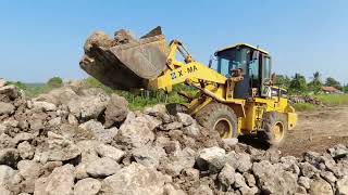 Heavy Wheel Loader work Loading Dump Trucks Mining Transporting Construction Another Level