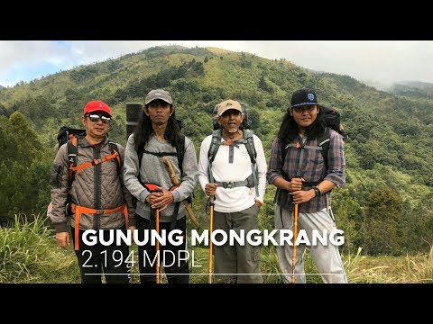 Puncak Gunung Mongkrang di Selatan Gunung Lawu - Pejalan Gunung