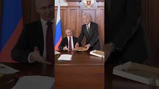Presidential delivery #worldpolitics #putin #путин #biden #funny