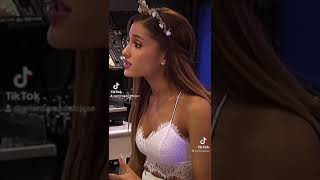 ariana grande butera 💋