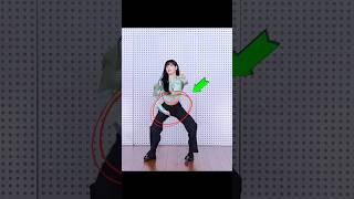 Lisa teaches a step to students #shorts #blackpink #ytshorts #edit