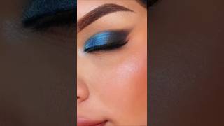💙🖤 eyemakeup tutorial 😍#makeuptutorial #glamour #softglamlook #trendingshorts