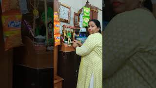 yah mere mayke ke laddu Gopal hai kaise lag rahe hain