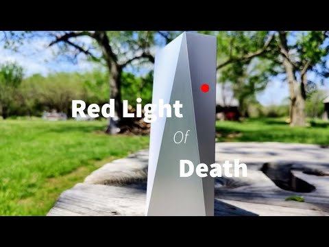 Elon Musks Starlink Router (Red Light Of Death)