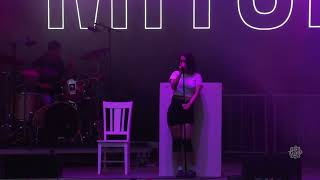 Mitski - Liquid Smooth (Live at Lollapalooza) 