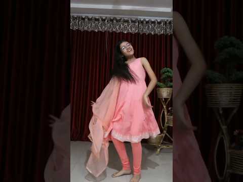 Badri Ki Dulhania Song Dance Video Abhigyaa Jain Dance #dance #ytshorts #song #trending #viral