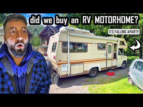 DID WE JUST BUY this RETRO RV MOTOR HOME?