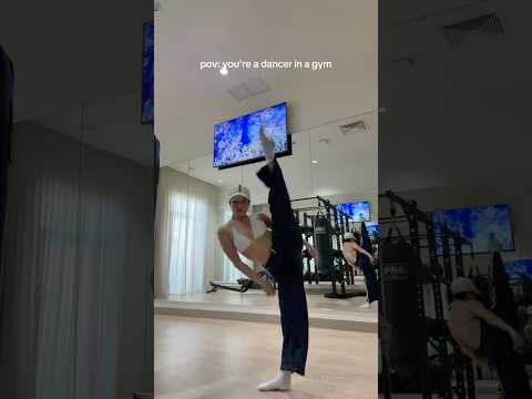 LOL just dancer things!! #gym #fyp #dancer #yuliam #trending #viral #dance #funny #explore #shorts