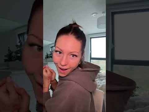 First was a half up half down with a knot as a bun which definitely would #short #shorts #jocelybee