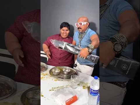 Panipuri challenge mein Hara  karke Motu gift🎁🎁 le liya #comedy #parthivgohil #chandrakantpandit