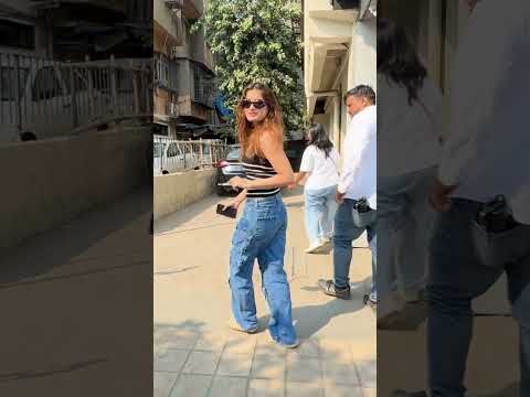 Rasha Thadani Spotted in Bandra