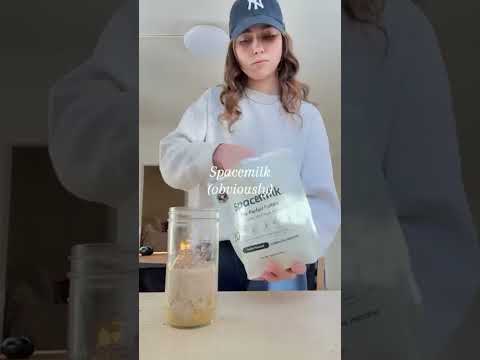 RECIPE BELOW ⬇️Vanilla Protein Overnight Oats 🥣✨30g Protein | 350 cal | 6 IngredientsFuel