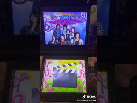 Tik Tok star plays Victorious: Hollywood Arts Debut on the Nintendo DS