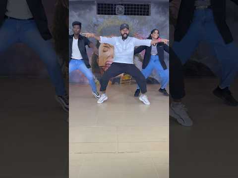 Public Demand Hai 🥰Purane Gaana #shorts #dance #trending #ytshorts #youtubeshorts