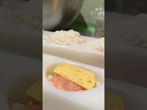 SOLD OUT EVERYDAY! The Most beautiful onigiri maker in Hiroshima and her 100kg cart