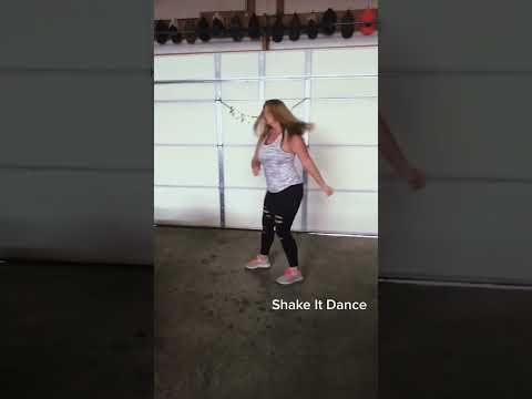 #linedance #linedancer #shakeit