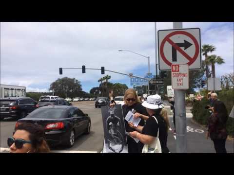 SEAWORLD PROTEST SAN DIEGO MARCH 2016 music by Chris Yanson
