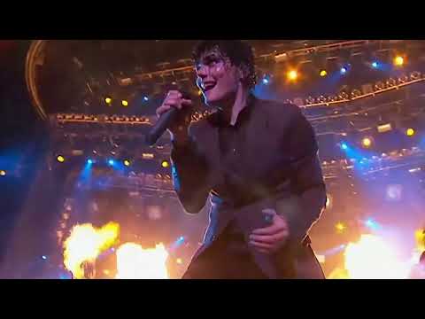 My Chemical Romance - Helena  (Live at Venganza)