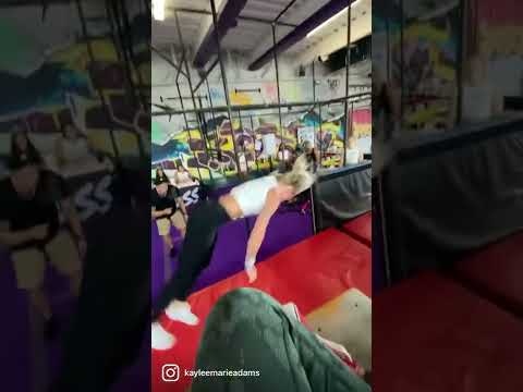 CALISTHENICS COMPETITION | Kaylee Adams