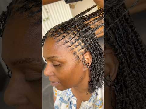 How start micro locs #howtostartmicrolocs #microlocs #haircare #starterlocs #starterlocjourney