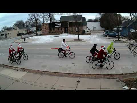 Santas, Elves, and the Grinch Ride Through Sheboygan - Indiana Avenue Fun!