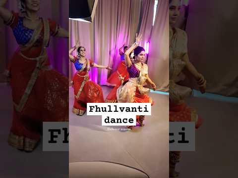 prajakta cha fhullvanti varti dance bts song