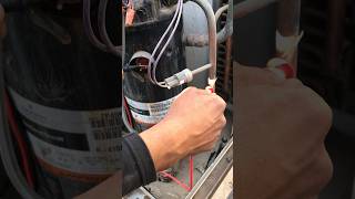 Grounded Carrier 3ton Compressor // #acwork #acservice #acmaintenance #ofwksa #shorts