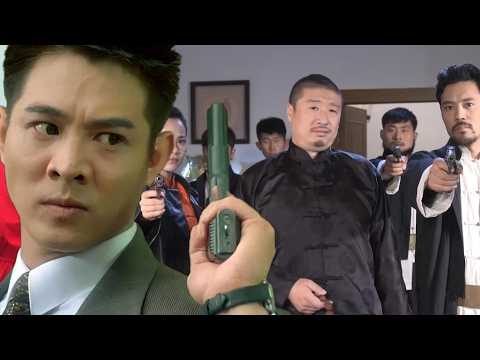 The gang set a trap at the transaction site, but was wiped out by a Kung Fu master alone!