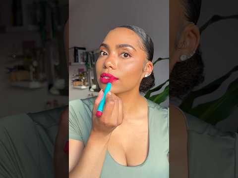 do we like the color? #easymakeup #veganbeautyproducts #cleanbeauty #simplemakeup #makeup #softglam
