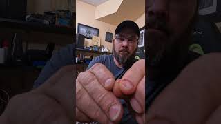 How i change strings on my 5 string banjo #shorts #banjo #banjomusic  #music