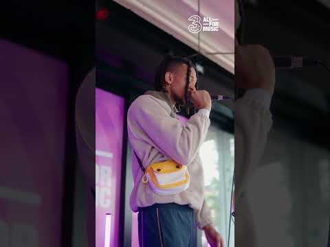 ‘Oh Lawd’ street performance live from Killarney, Ireland ☘️ #busking #hiphop #liveperformance