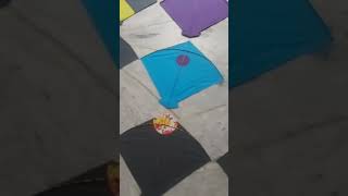 #homemade #kite #patang #jaipurkites #youtubeshorts #kiteworld #pipa #patang #kiteflying #makarsankr
