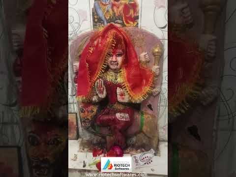 नवरात्रि का दूसरा दिन, ब्रह्मचारिणी देवी  की  पूजा  जाती है।