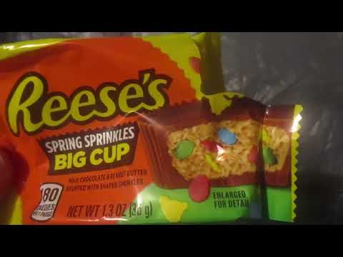 Reese's Spring Sprinkles Big Cup #easter #reesespeanutbuttercups #springsprinkles #peanutbutter