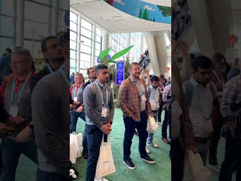 When #Dreamforce is over but you're still living the Dream ☁️. Throwback to such an amazing event. 🌟