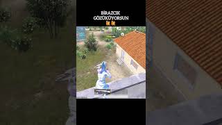 YOU'RE SHOWING A LITTLE BIT 🙋 #pubgmobile #pubg #pubgshorts