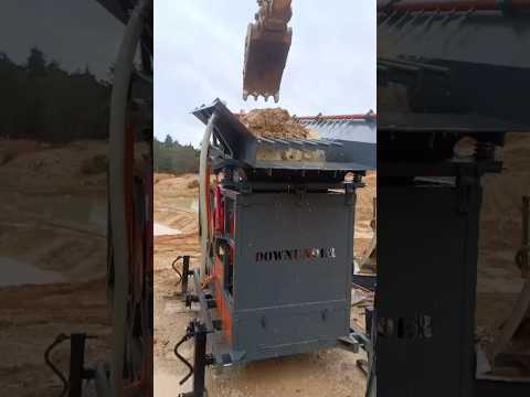 DMT-50 E mobile trommel gold washing plant in Australia July 2025 #goldmining #gold #machine
