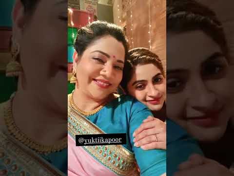 madam sir on location||haseena ❤️ kareena love 😘#sab tv#gulki_joshi #yukti_kapoor