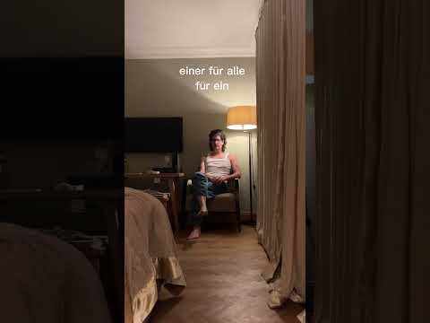 Familie, meine Freunde das ganze Jahr #Familie #Freunde #love #fyi #relatable #newmusic #pop #piano