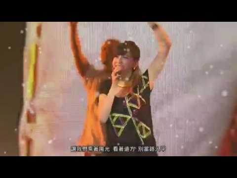 周杰倫陽光宅男（魔天倫演唱會）