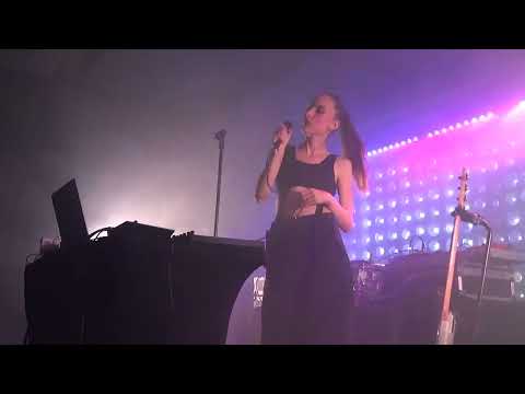 Vitesse X - "RUReady" + "Us Ephemeral" (Live)