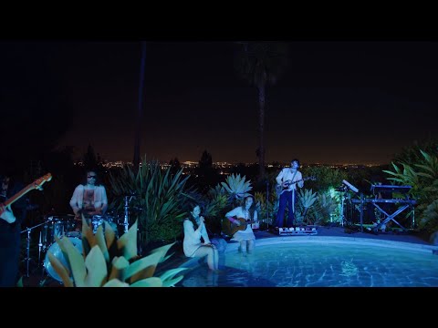 Lewis OfMan - Come & Gone ft. Alaska Reid (Live with The Cristals)
